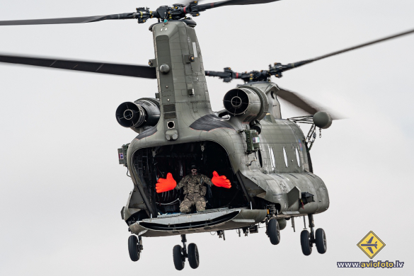 Boeing Chinook HC6